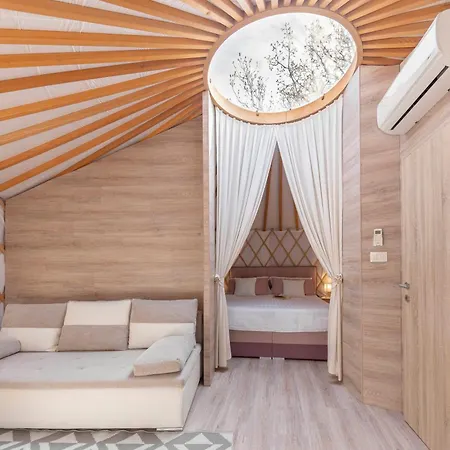 L.Stile Glamping Hotel Portoroz Exterior photo